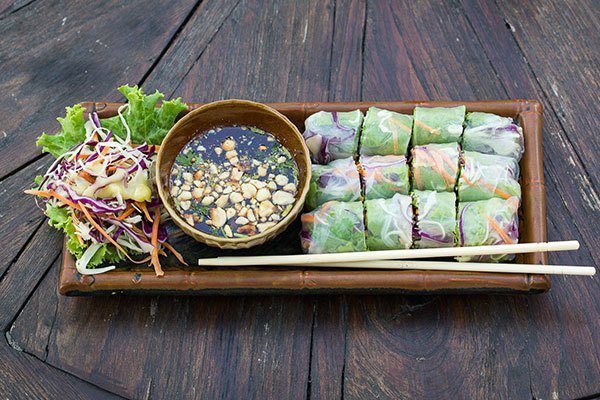 food in Vietnam - summer rolls
