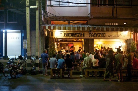 7 must see bars Thailand