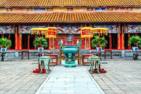 top 5 cities in vietnam hue - temple