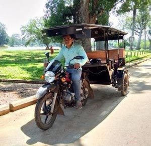 TT-and-his-Tuk-Tuk-TruTravels-Charity-2