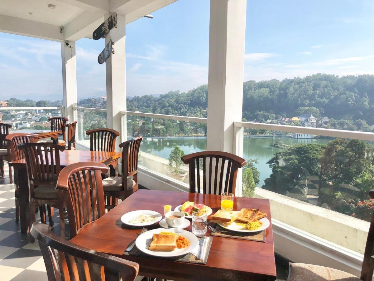 sri lanka - accommodation - kandy 2
