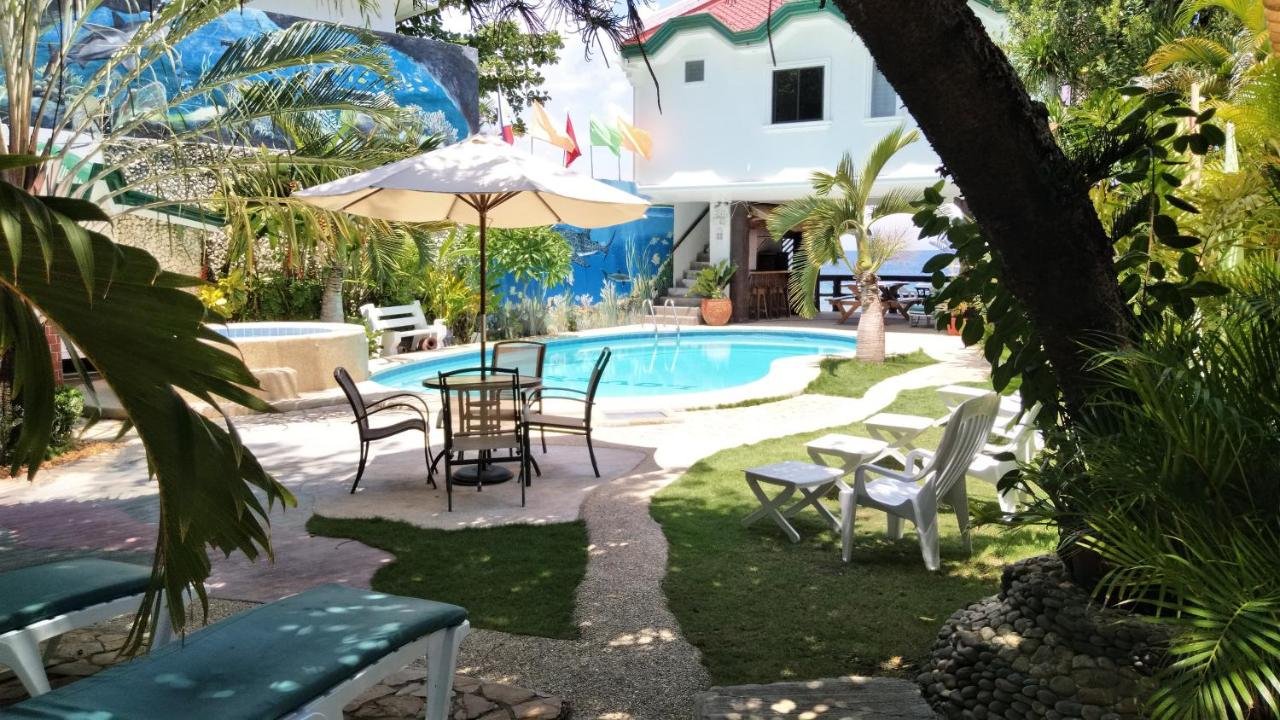 philippines - accommodation - Moalboal