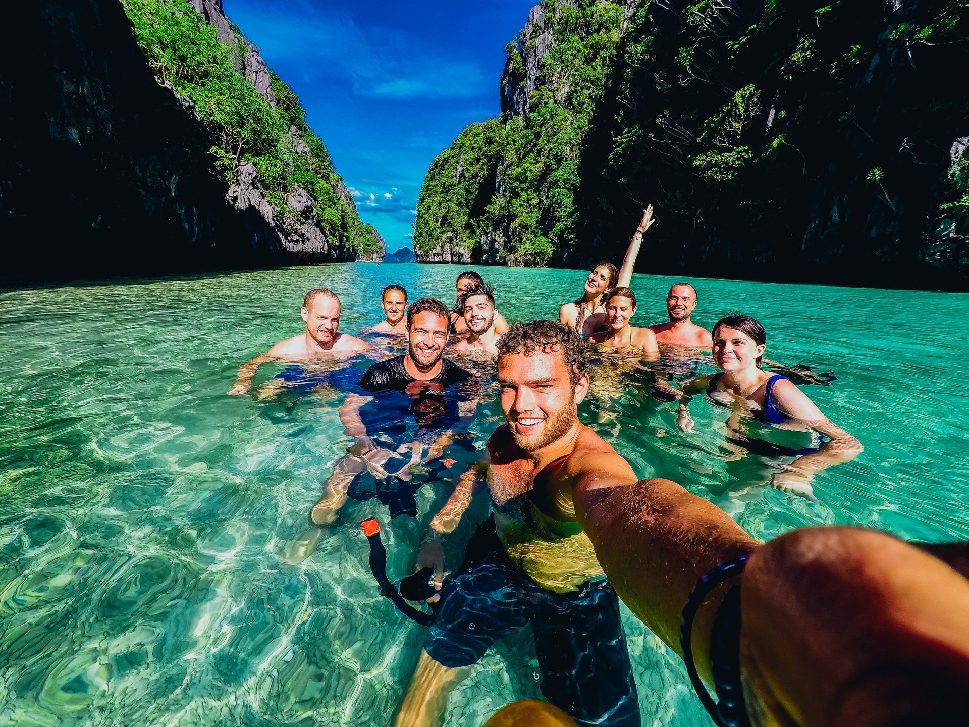 Philippines Island Hopping crystal clear waters